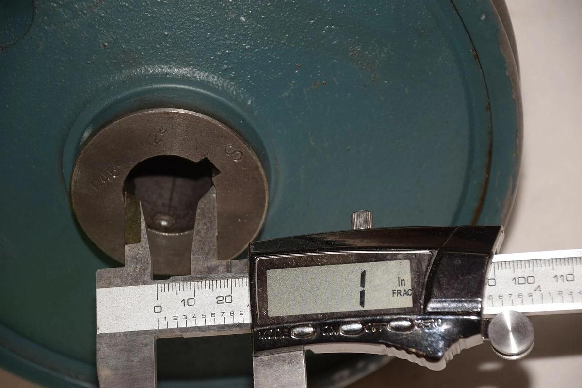 Reliance Reeves JR. Variable Speed Pulley 1" bore 875-C osd 7-5/8" (NEW)