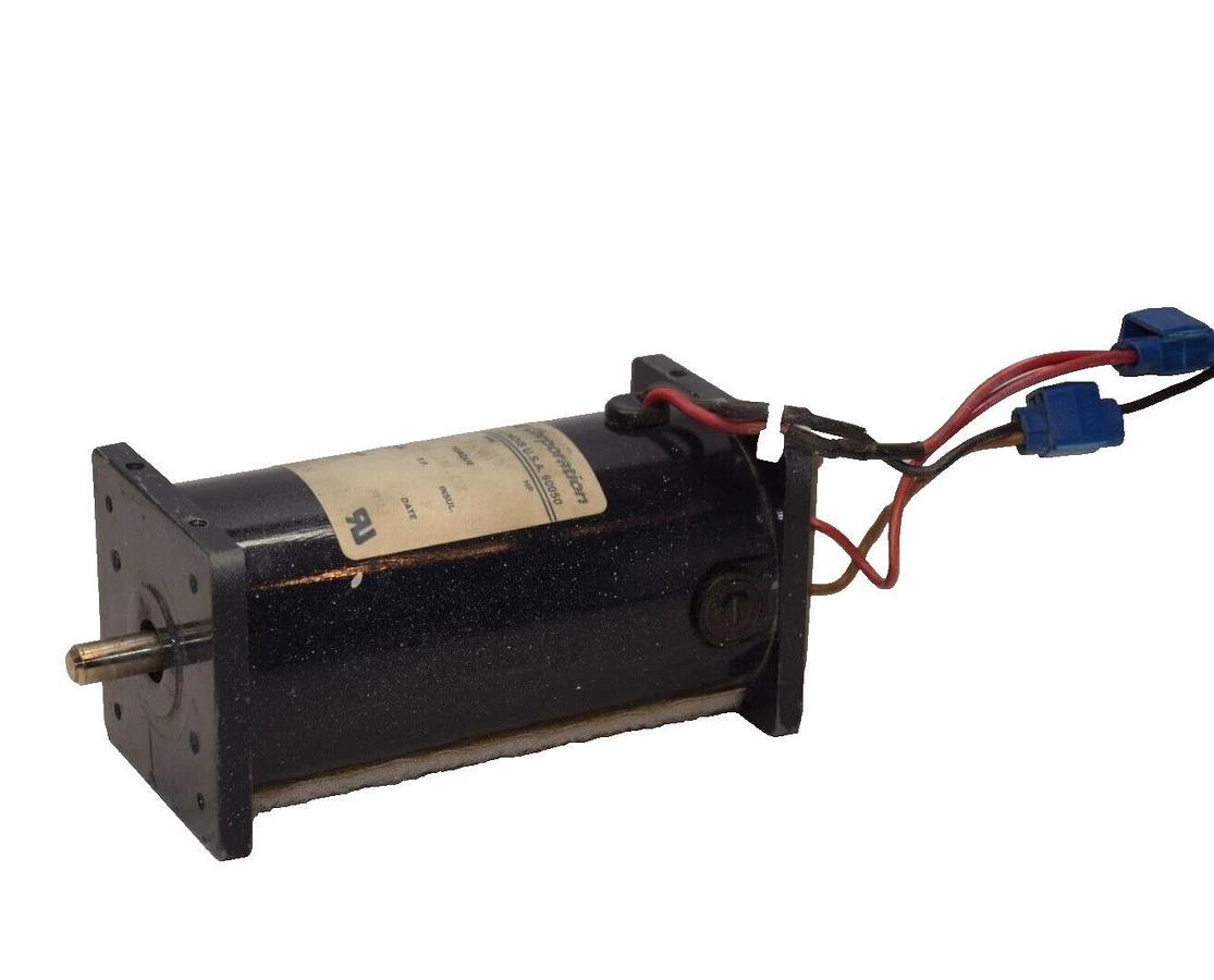 Used RAE Corporation Servo Motor 242316 115vdc TENV  36in oz 1980rpm