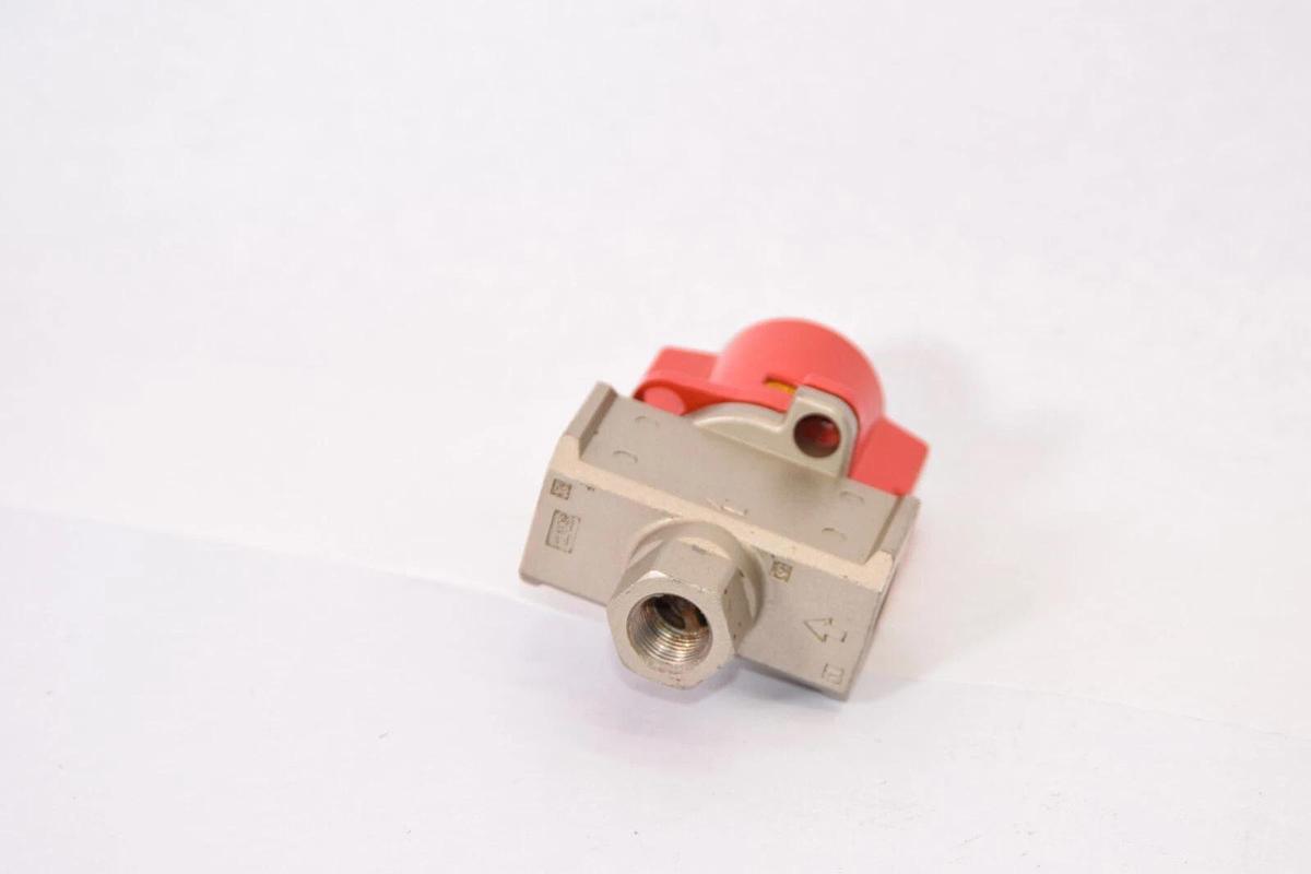 Used SMC VHS40-03 0.1-1.0MPa Lock Out Valve