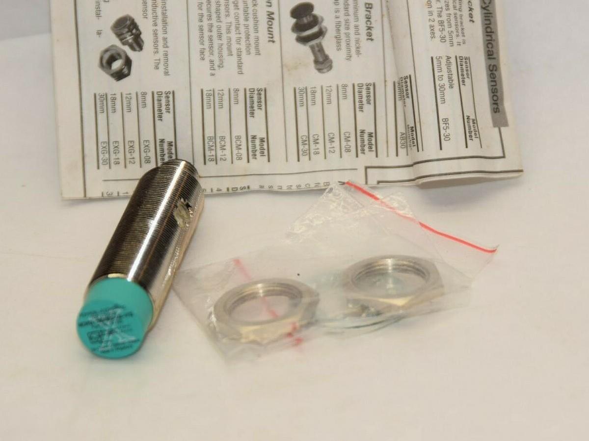 (NEW) PEPPERL + FUCHS NCN12-10GM80-US-V12 94753 20-250Vac Proximity Sensor