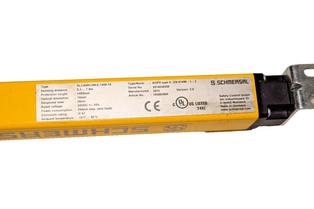 Schmersal Safety Light Curtain SLC44COM-E-1450-14 Emitter 24VDC (New)