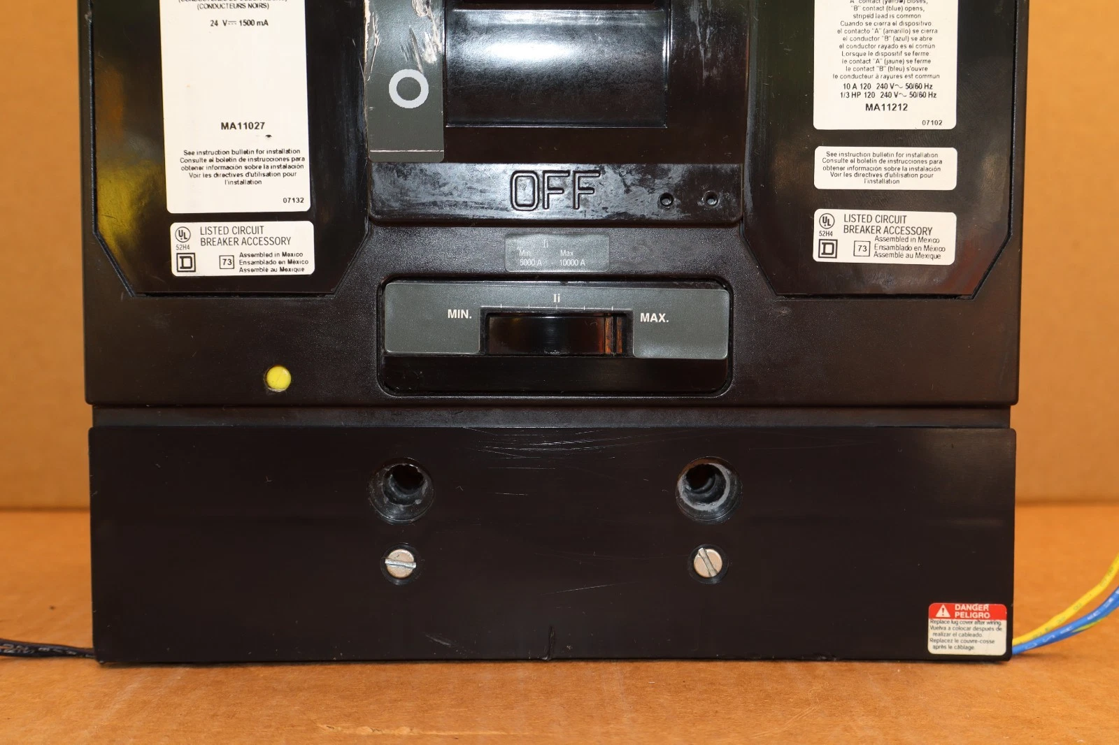 Square D Ciruit Breaker 1000A MHL3610001386 1000 Amp, SHUNT AUX MH 1000 A REFURB