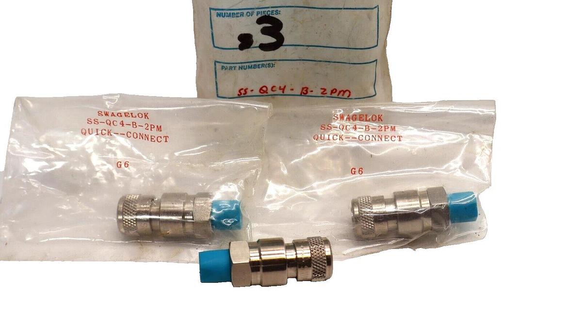 (NEW - Lot of 3) ) SWAGELOK SS-QC4-B-2PM Quick Connect Pipe Body