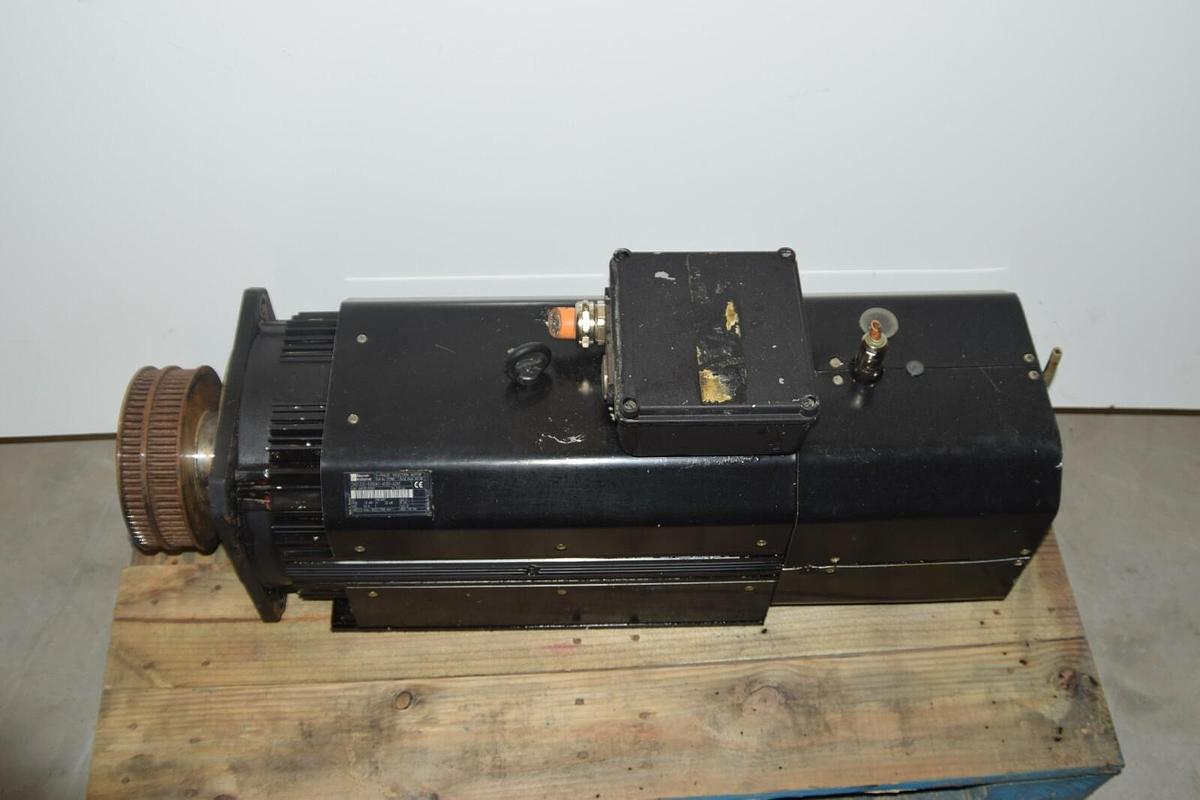 Used REXROTH INDRAMAT 3ph Induction Motor 22kW 2AD132D-B350A1-AS03-A2N1 / 237805