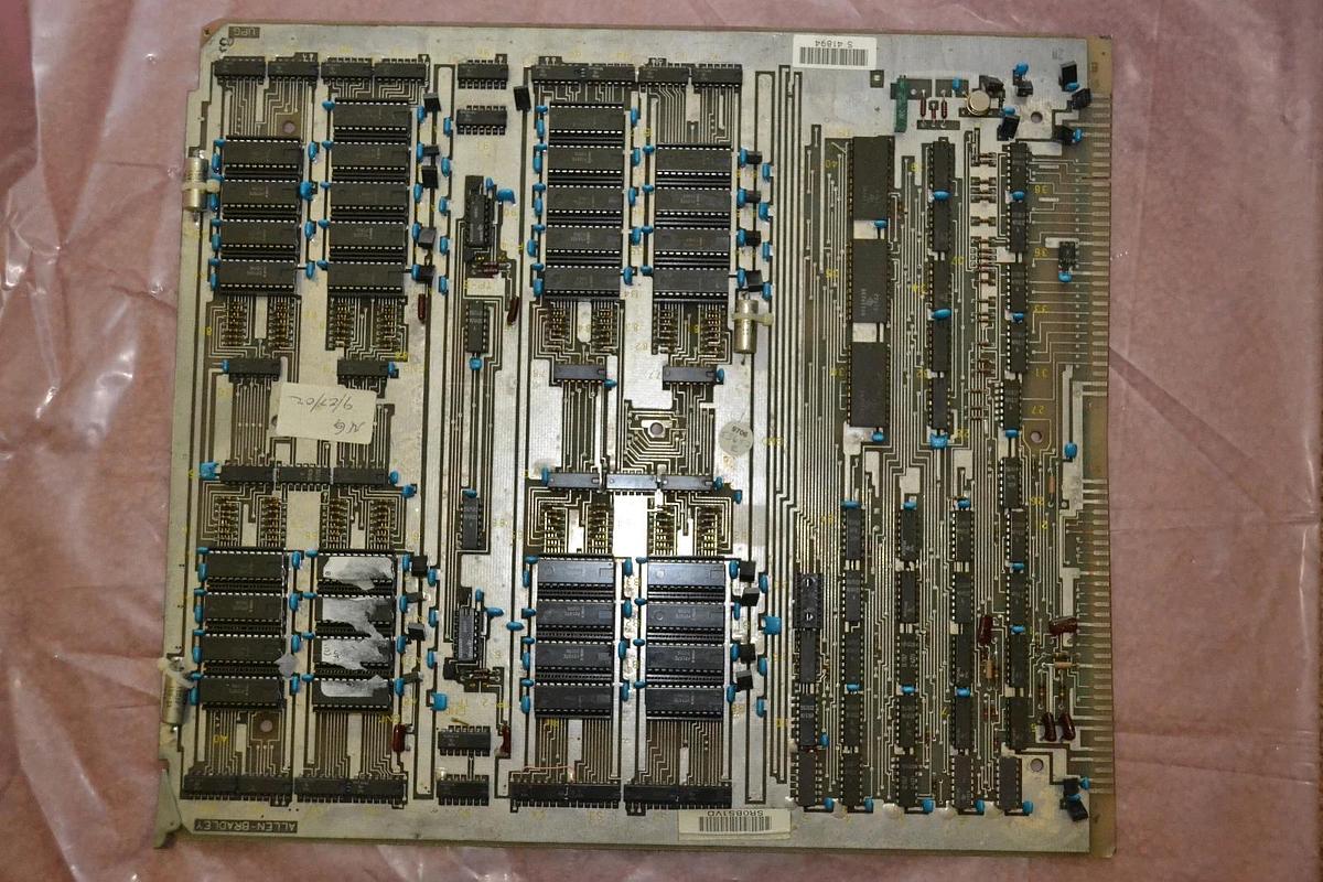 Used ALLEN BRADLEY CIRCUIT BOARD CARD 634486