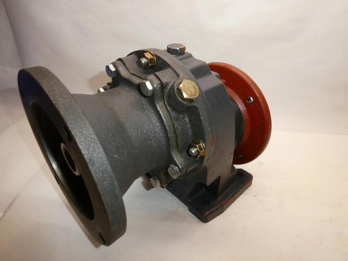 (NEW) US GEARMOTORS CBN-3101-B5-B5-5.0-U-140TC L10 Ser. 3000 5:1 Gearbox