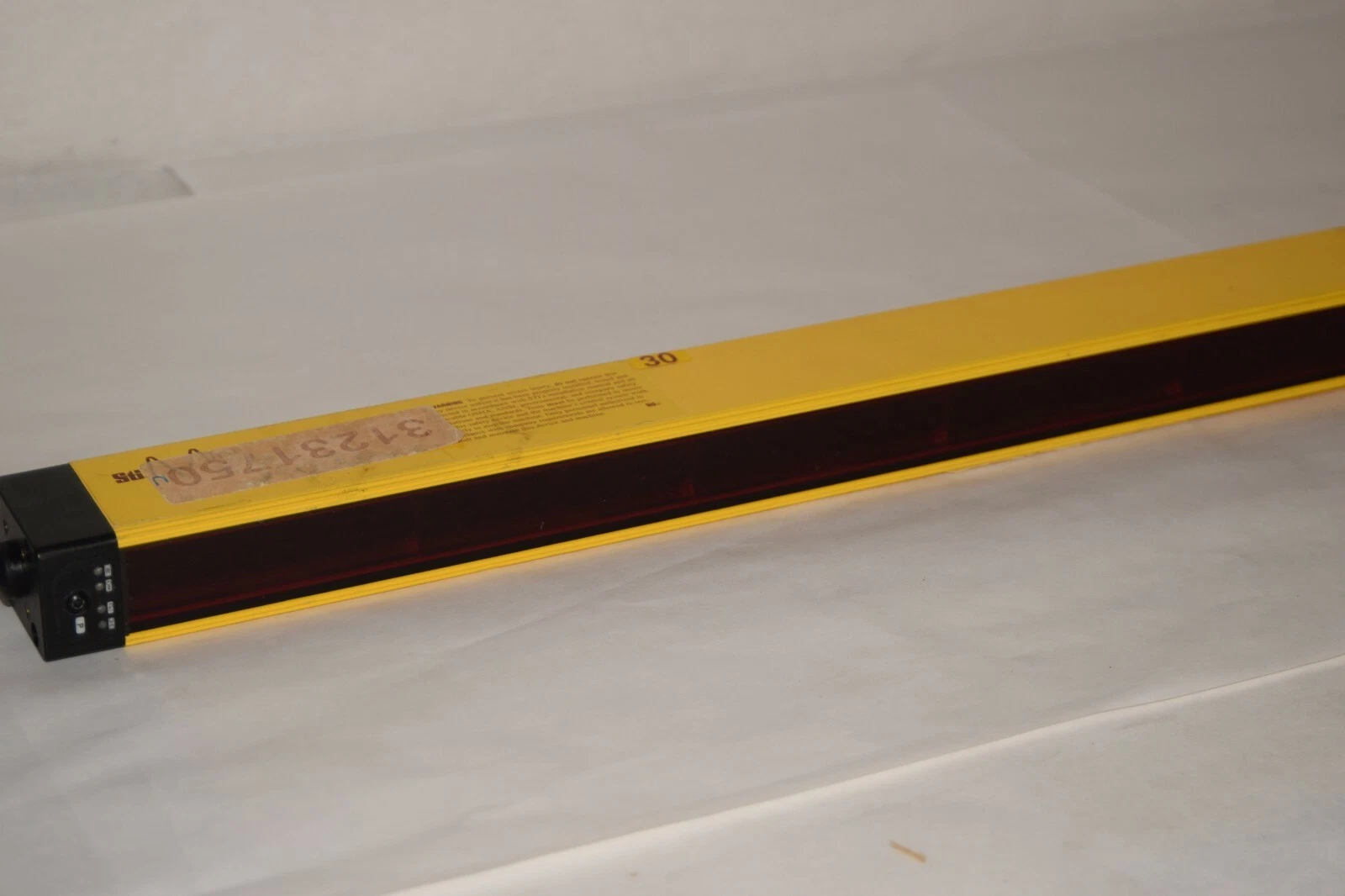 Used STI MS46-30-1045-R-FP-FD2 70158-1566 Range 0.3-9m Safety Light Curtain