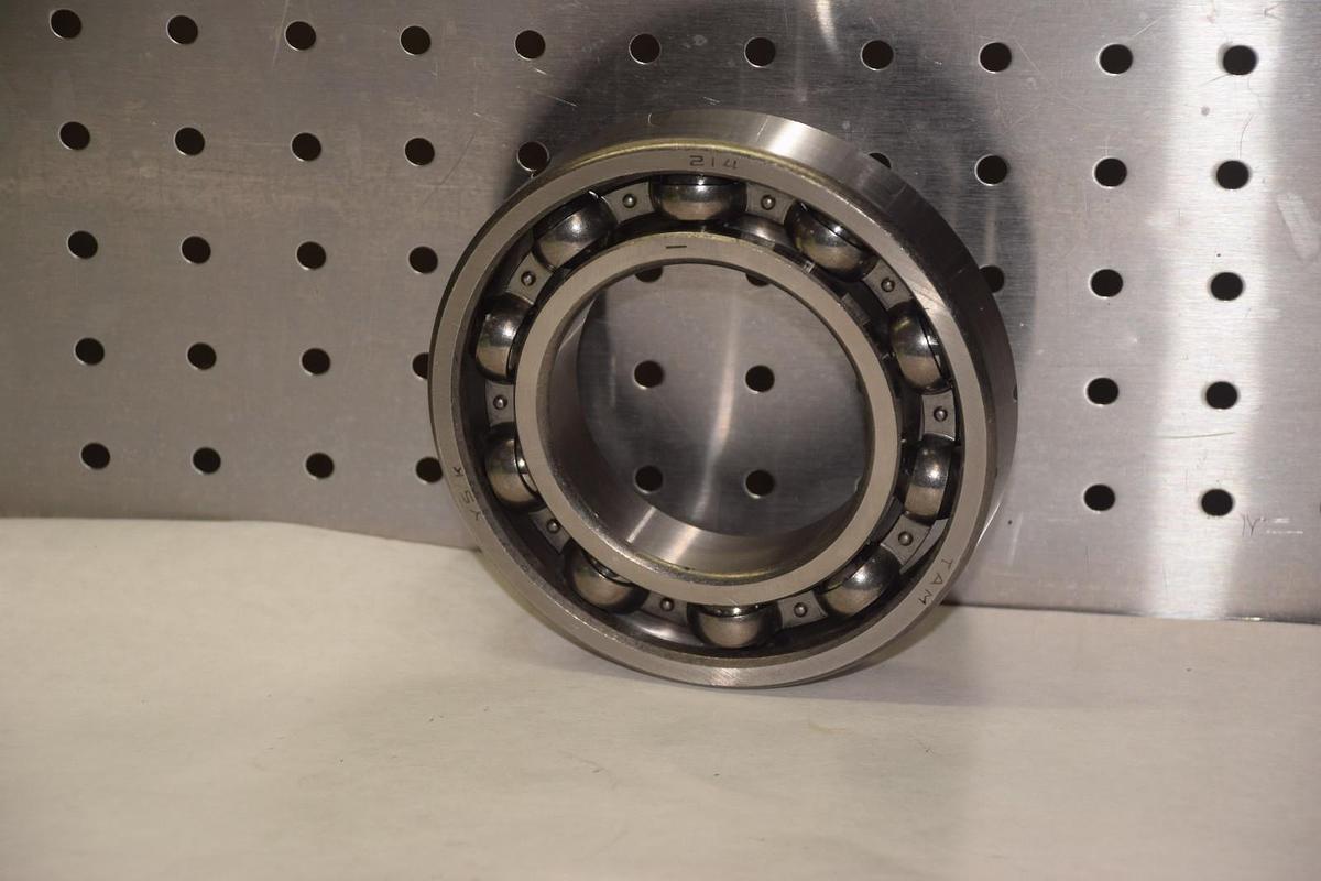 YSK TAM 214 RADIAL ROLLER BEARING NEW