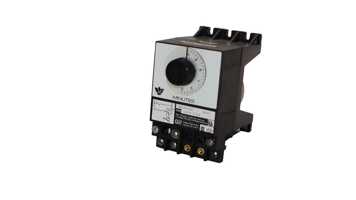 Eagle Signal BR18A603 , 5L81 120V 60Hz Time Delay Timer