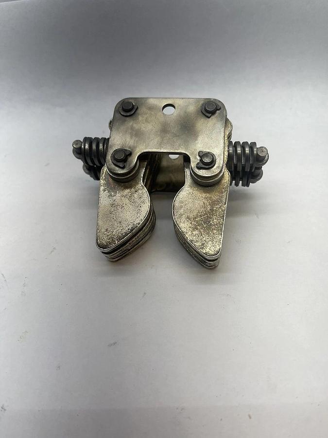 Used Cutler hammer Westinghouse  600A PRIMARY DISCONNECT ASSEMBLY