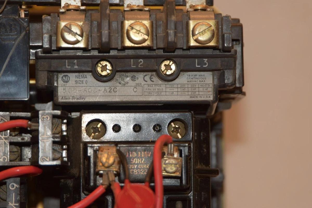 Used ALLEN BRADLEY 505-A0S-A2C 505-AOS-A2C Series C Size 0 Reversing Starter