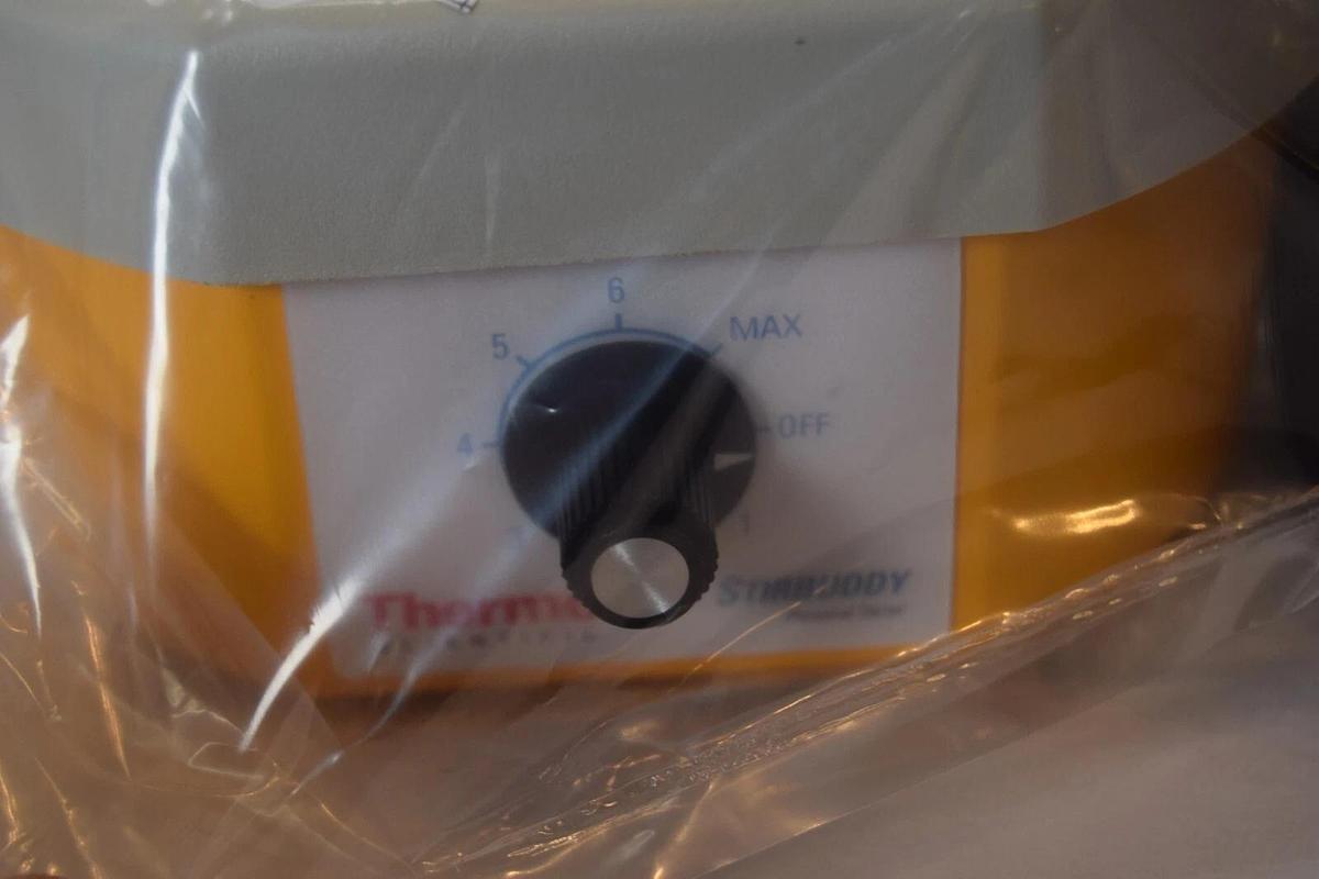 Thermo Scientific S168515Q Stirbuddy Personal Stirrer 115v (NEW)