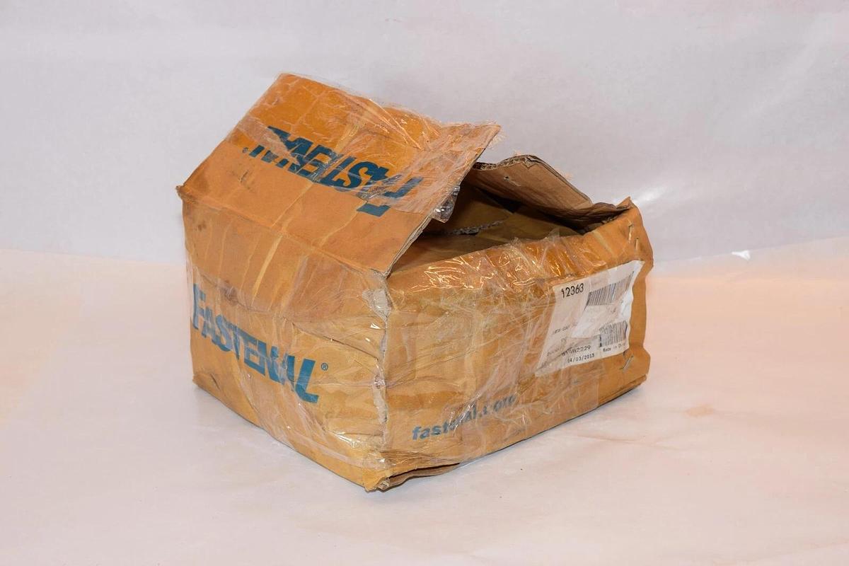 (NEW - Box of 60) FASTENAL HCS 3/4-10 x 2-1/2 P5 Grade 5 Hex HD Cap Screw