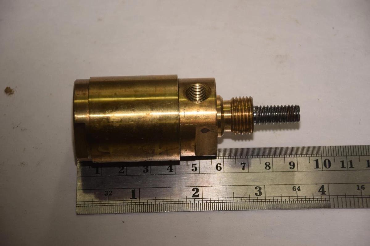 DURAMITE 20501 25 1K2 1/2" STROKE BRASS PNEUMATIC CYLINDER NEW