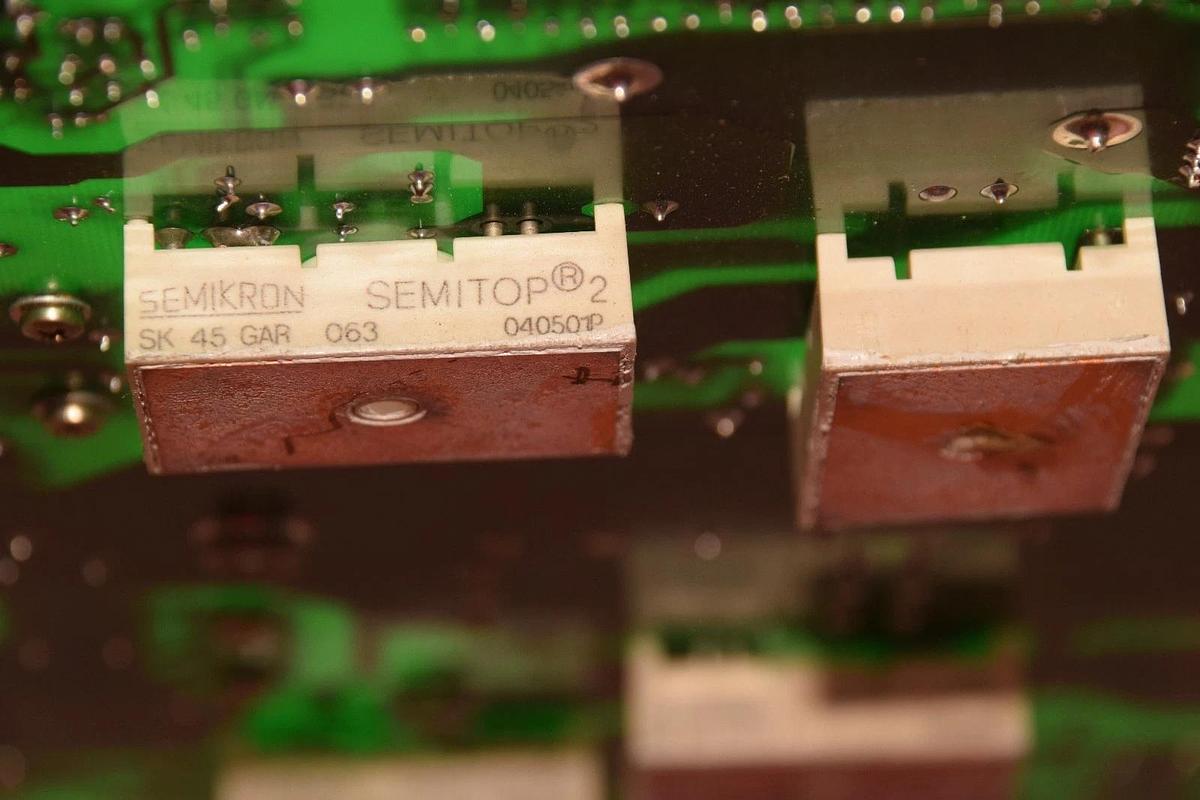 Used NEWAVE SA POWERWARE EXIDE NW4002D NW4002D2  Rom 142/03  CH6572 BOARD CARD