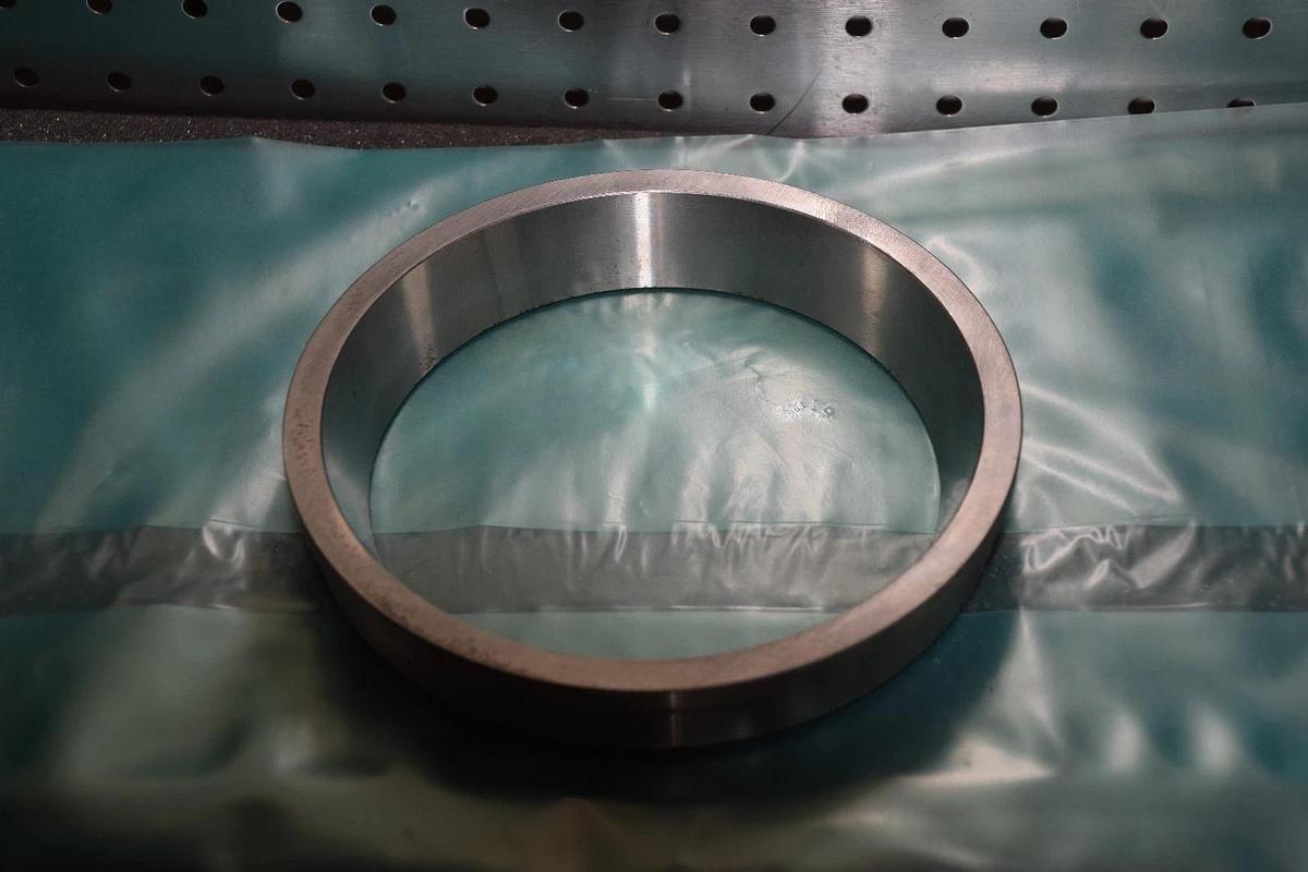 TIMKEN USA 52637B CUP RACE TAPERED BEARING NEW