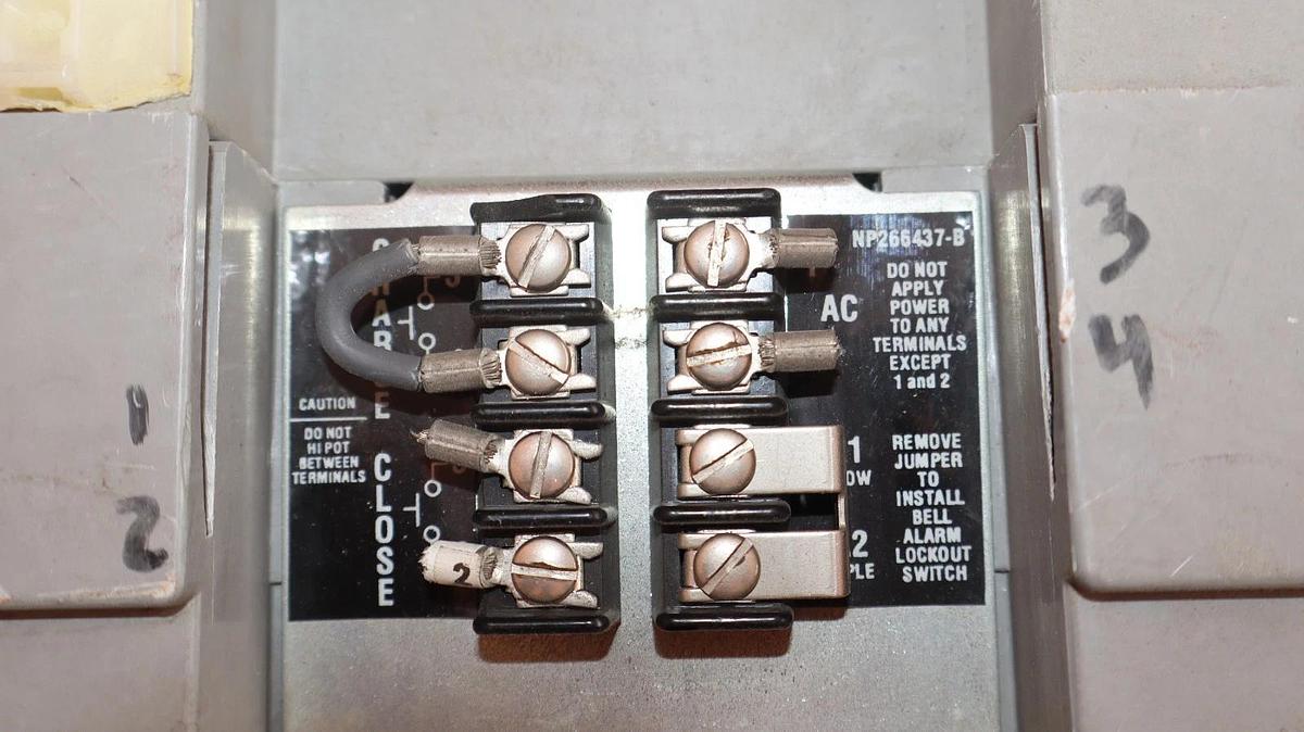 Refurbished GE General Electric Power Break Breaker 400A Amp TP84SSZE1 TR4S400 GF