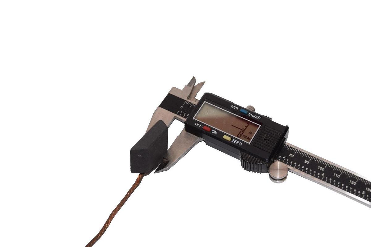 Southern 43 , 1-1/4" x 1" x 3/8" Carbon Brush (Lot of 2 - New)