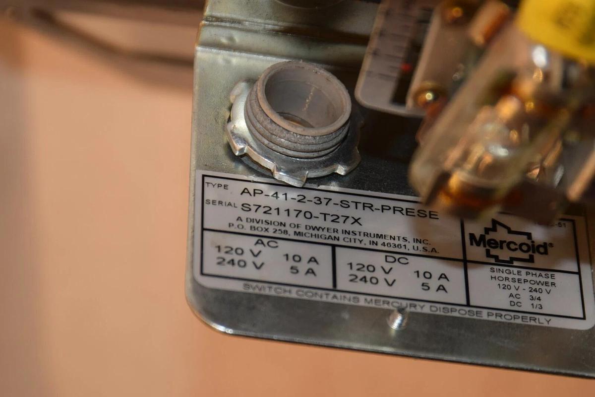 (NEW) MERCOID AP-41-2-37-STR-PRESE S721170-T27X 1-30psig Pressure Switch