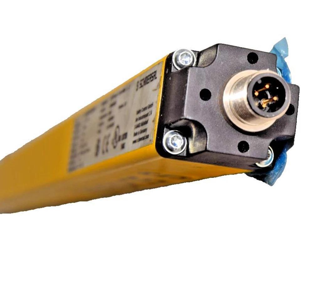 Schmersal Safety Light Curtain SLC440COM-E-0650-14 Emitter (New)