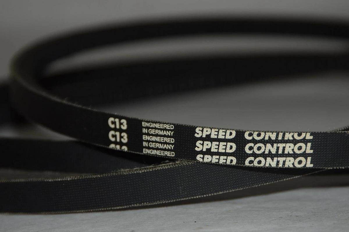 (New) Speed Control SPA 2360 L=L EL Cogged C13 V Belt SPA-2360 Cog V-Belt