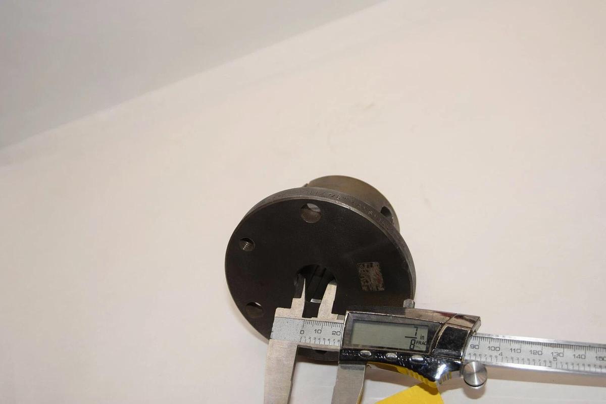 (NEW) BROWNING Q1x7/8" 7/8" Split Taper Bushing