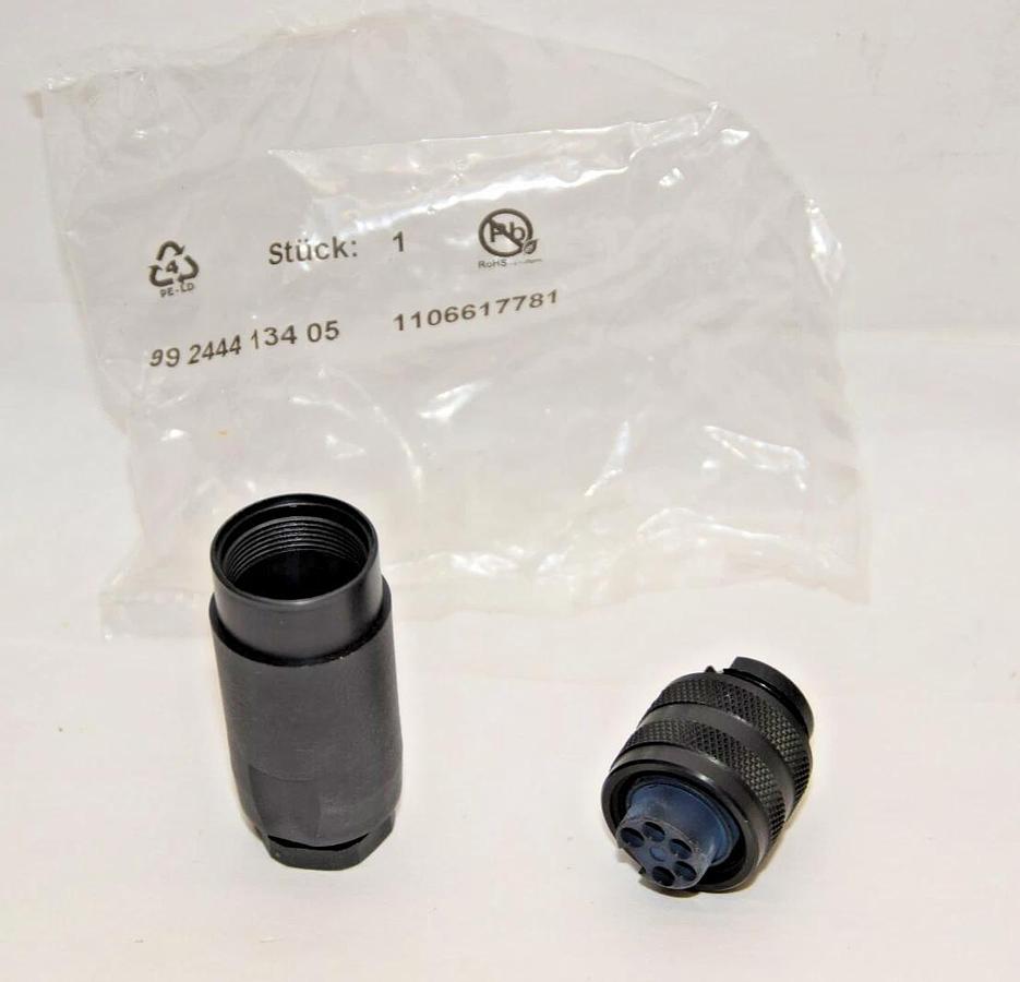 SIEMENS 1106617781 7/8" 5-Pin Receptacle (NEW)