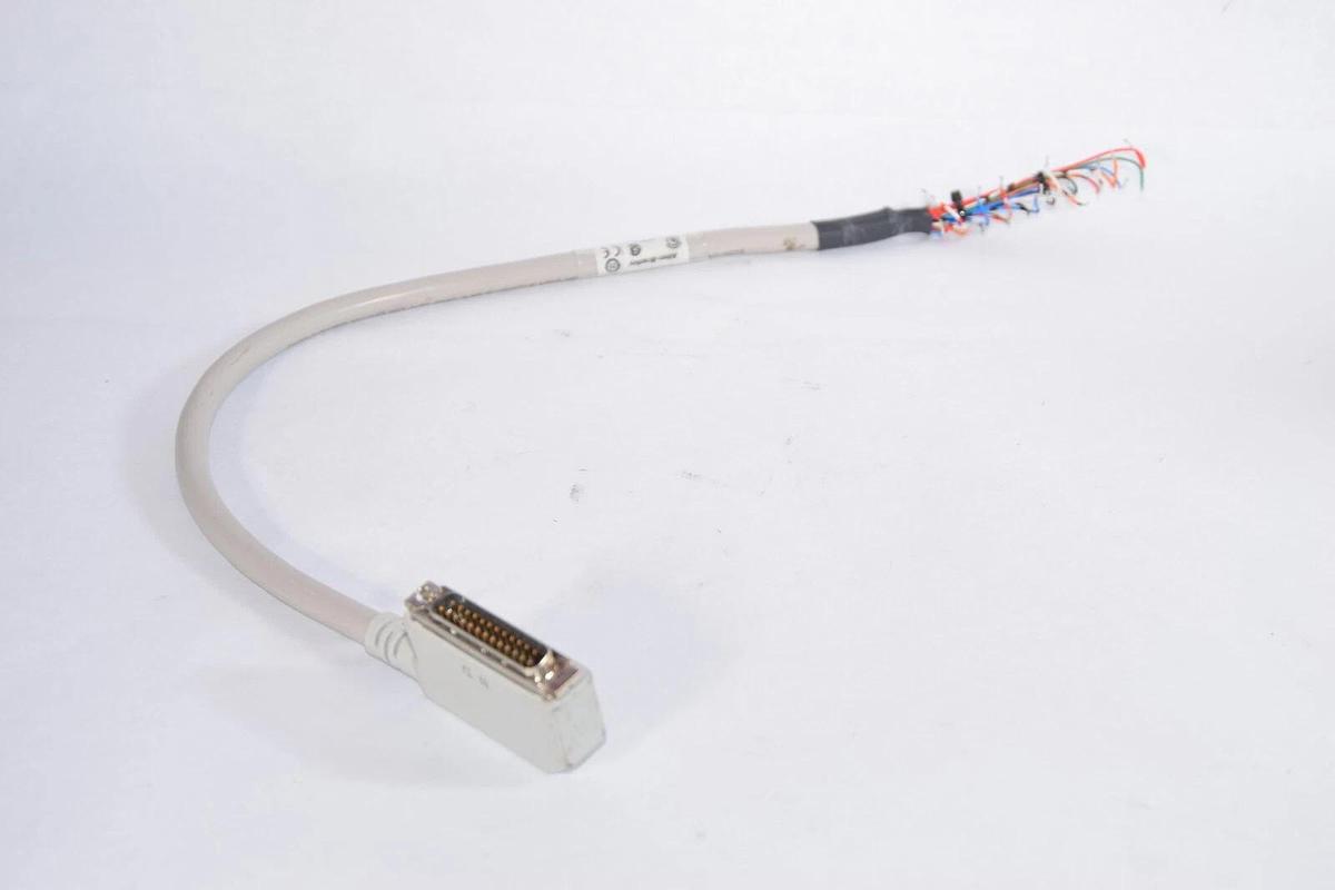 Used Allen Bradley 1492-CONCAB005X Series A Conversion Cable