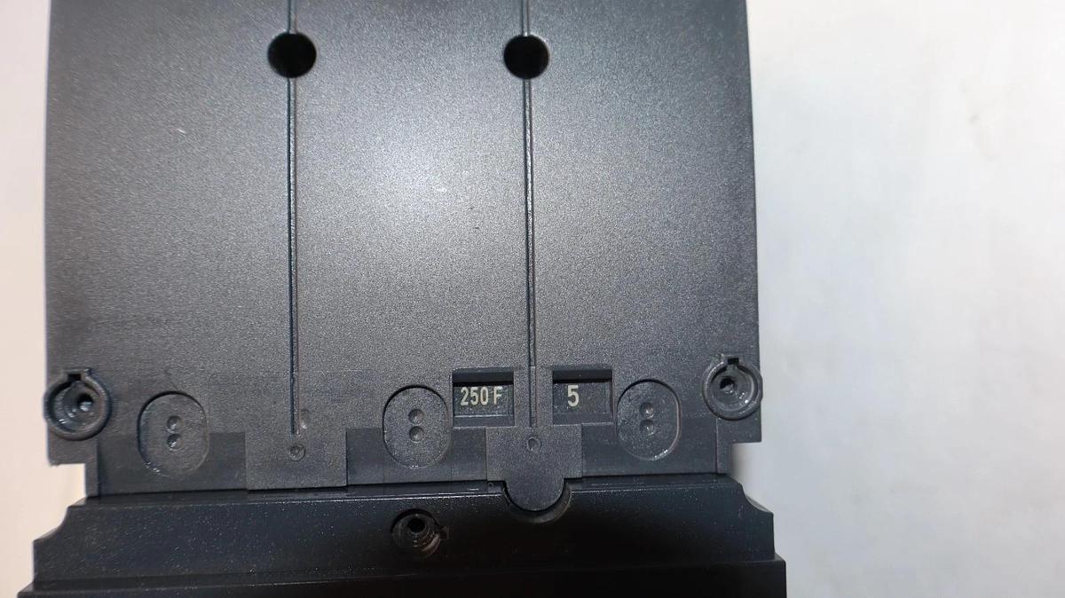 Schneider Electric Breaker 250A Rotary Extention NSX 100-160-250 F/N/H/NA (NEW)