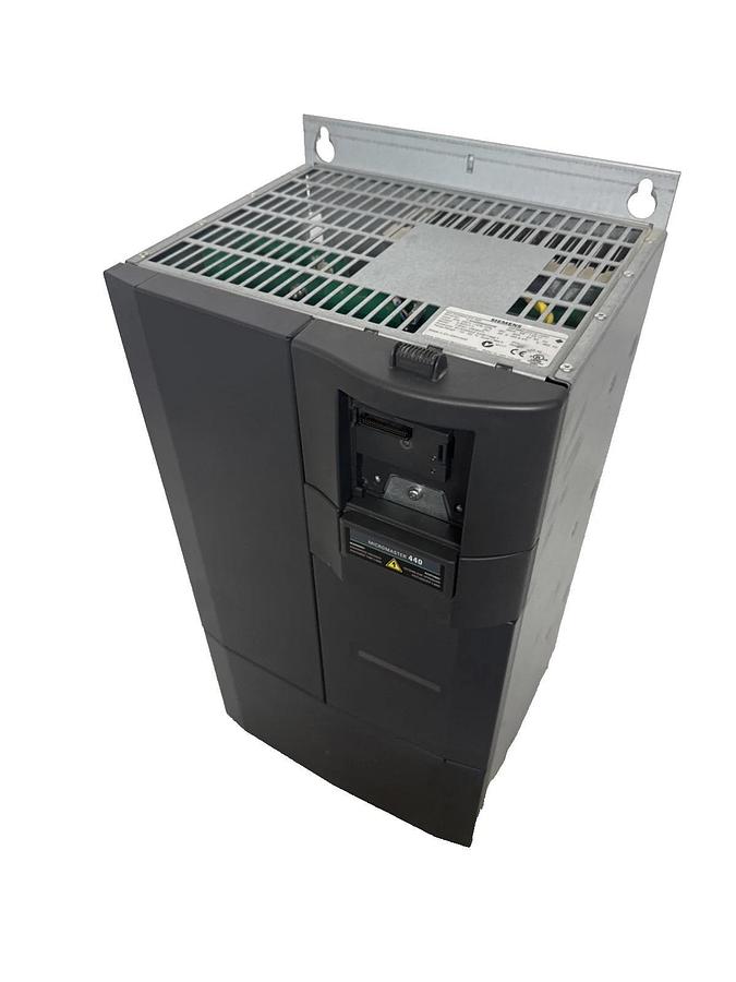 Used SIEMENS 6SE6440-2UC31-1DA1 Micromaster 440 42A 0-650Hz Inverter Drive