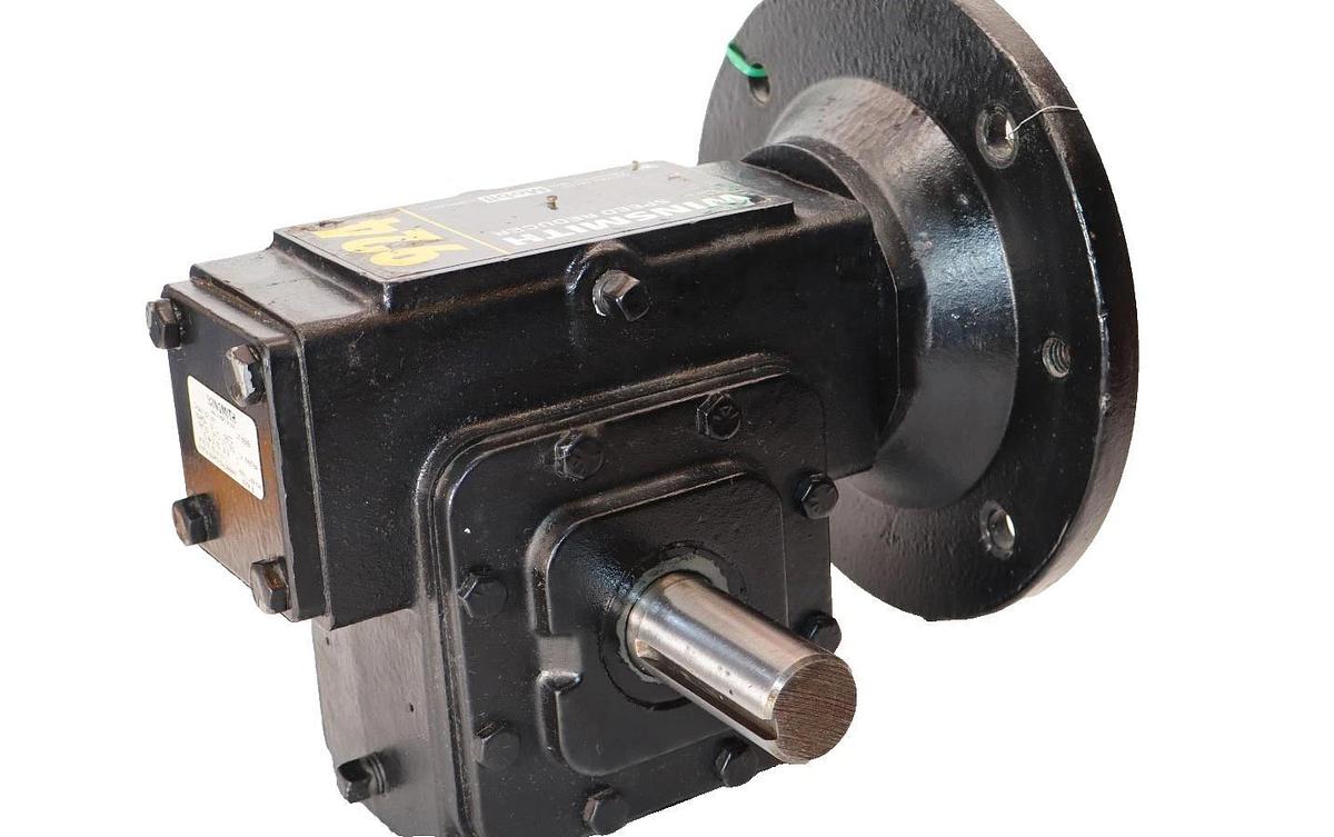 Refurbished Winsmith Gear Box Speed Reducer LEFT Ang 924MDN 5L 182TC 924MDNS43000A8 5:1 *Ref
