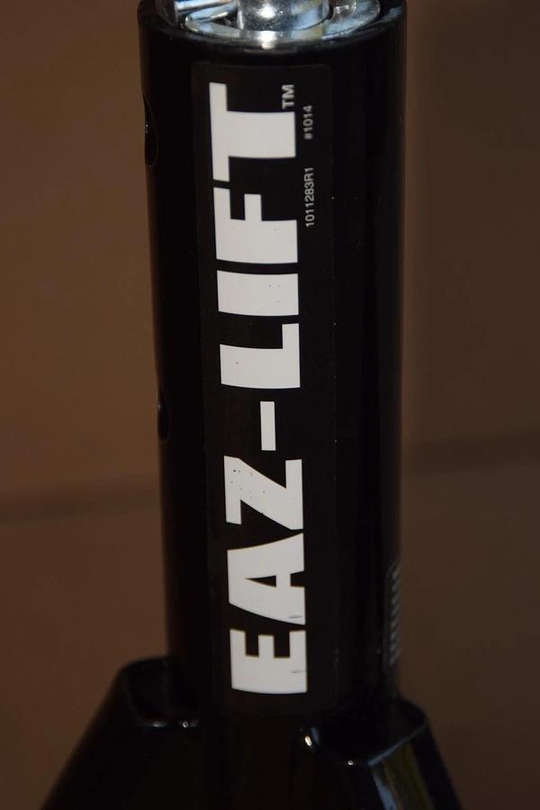 (NEW - Set) EAZ LIFT 16-30" Telescoping RV Jacks With Quick Release Pins 6000 lb