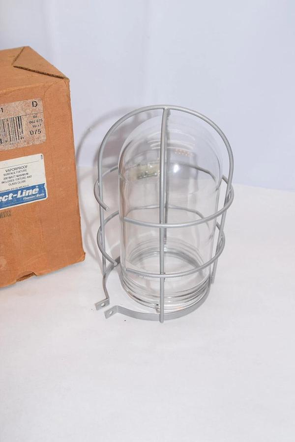 (NEW) THOMAS & BETTS VC-200 Vapor Proof 200W Fixture & Glass Globe Fixture
