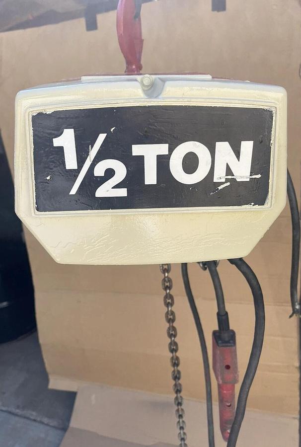 Used Coffing 1/2 Ton Electric Chain Hoist 1/2T 1000lb EC-10-16-1  115 / 230V 6' Lift