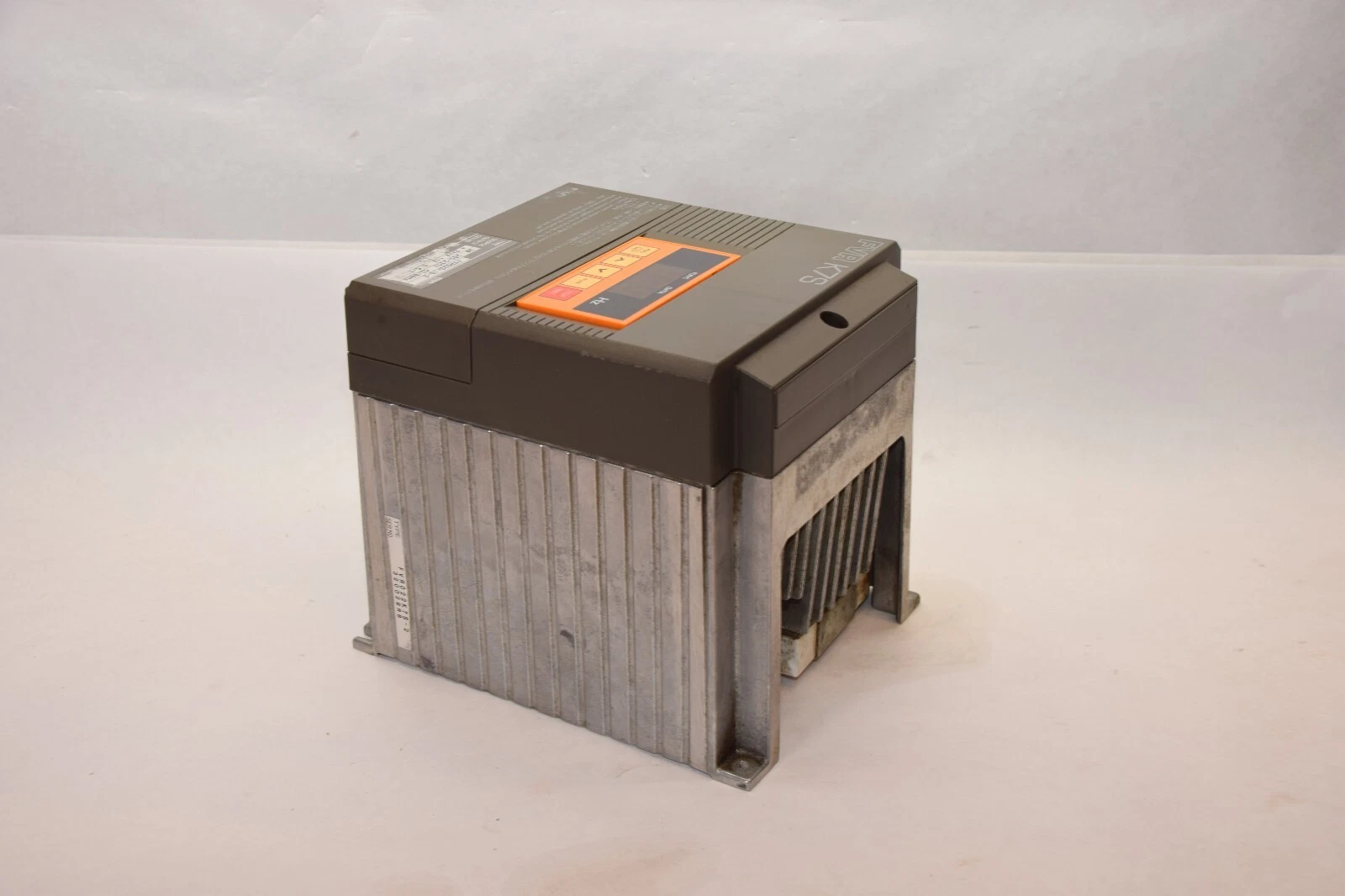 Used FUJI ELECTRIC FVR022K7S-2 FVR K7S 11Amp 230/240V 4.2kVA AC Drive
