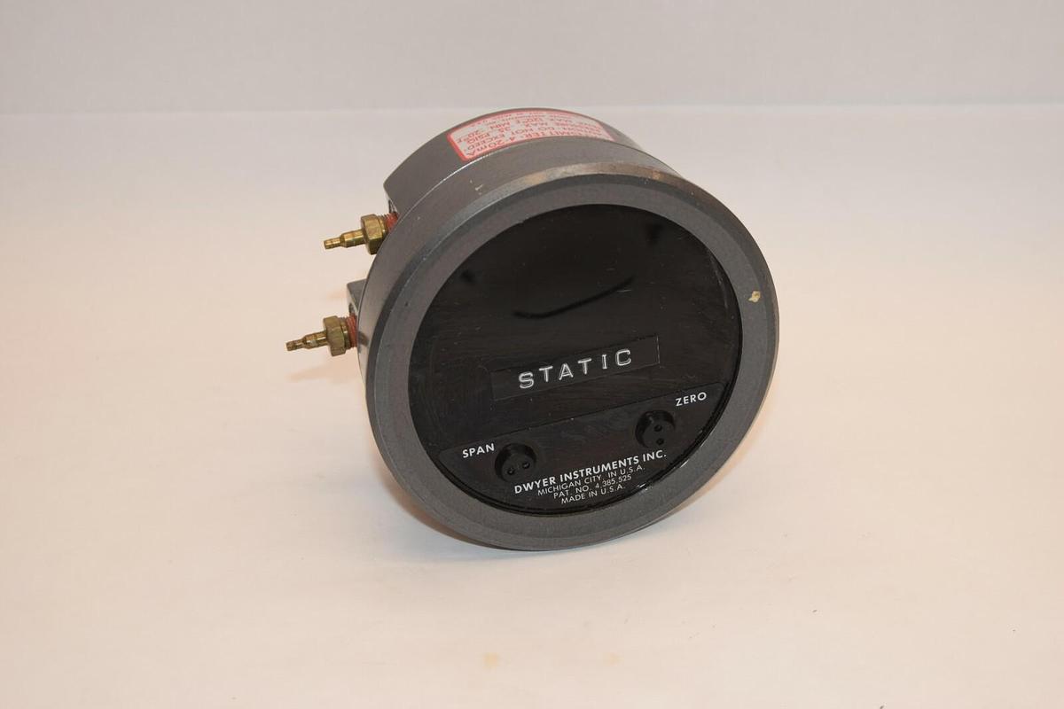 Used DWYER 602-1 6021 0-.5" WC Differential Pressure Transmitter