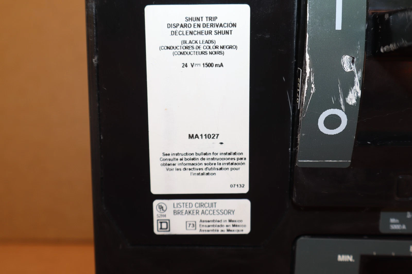 Square D Ciruit Breaker 1000A MHL3610001386 1000 Amp, SHUNT AUX MH 1000 A REFURB