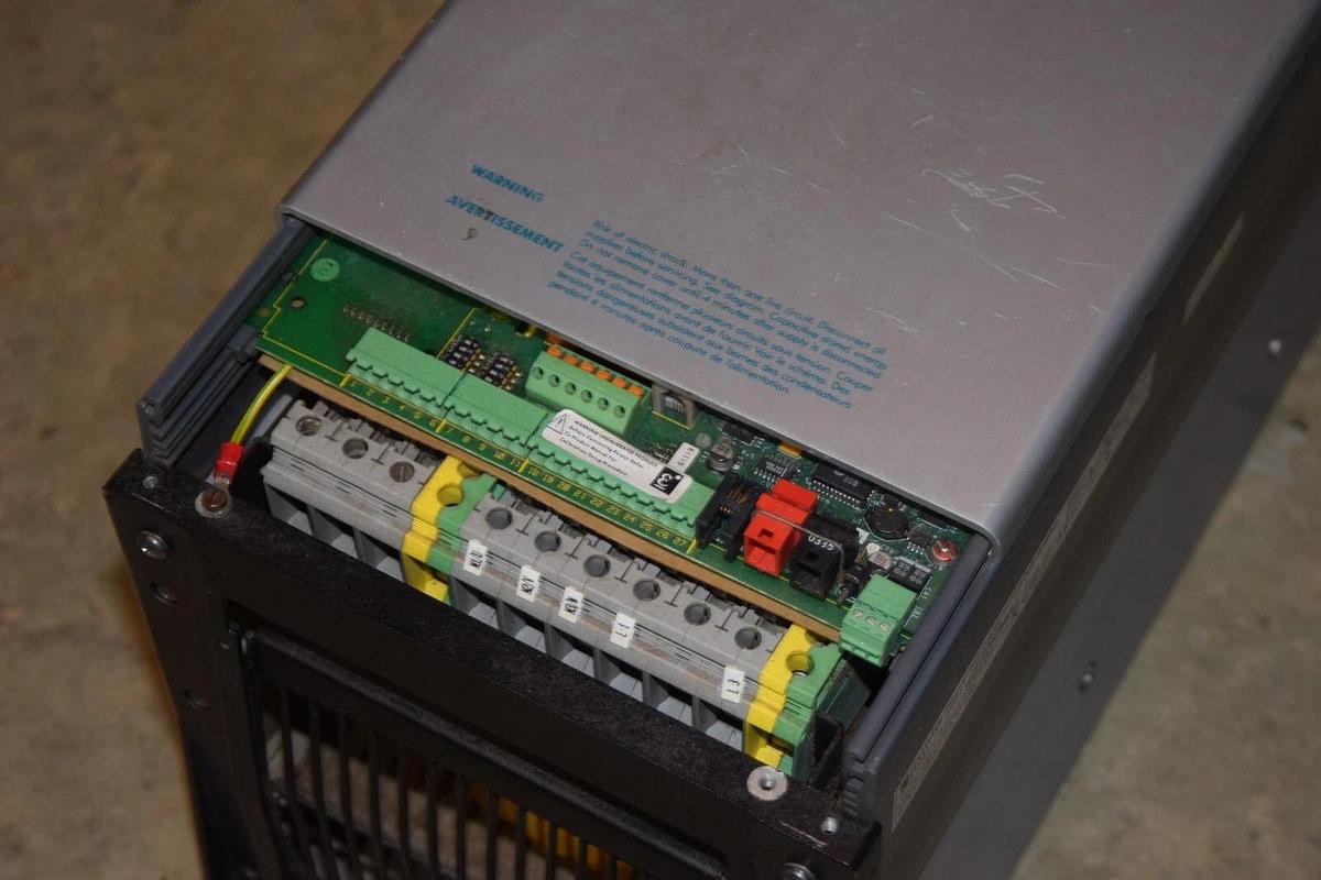 Used EUROTHERM DRIVES 584 SV 584SV/0220/400/0010/US/000/0000/B0/000/000  380-460