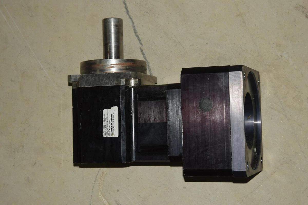 Used THOMSON MICRON Size 14 Gearbox 2:1 UTR014-002-S-RM142-114SX  UTR014 002 S RM142