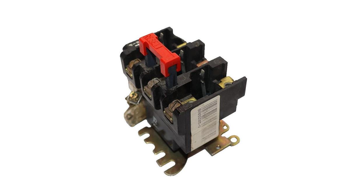Used GE General Electric Overload Relay 9065SD05-U 3P (Lot of 2)