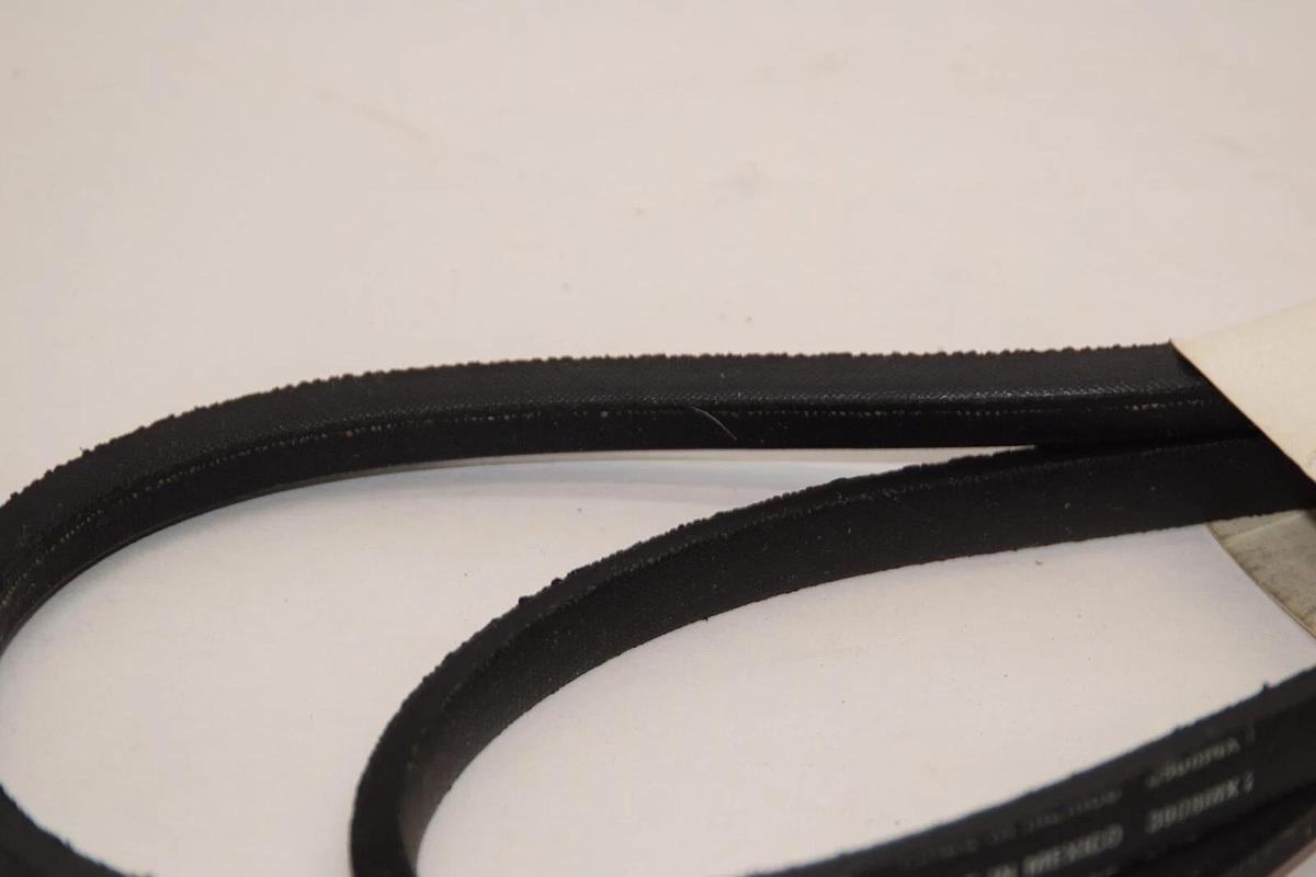 (NEW) GATES 2710 4L710 1/2" x 71" Truflex V-Belt