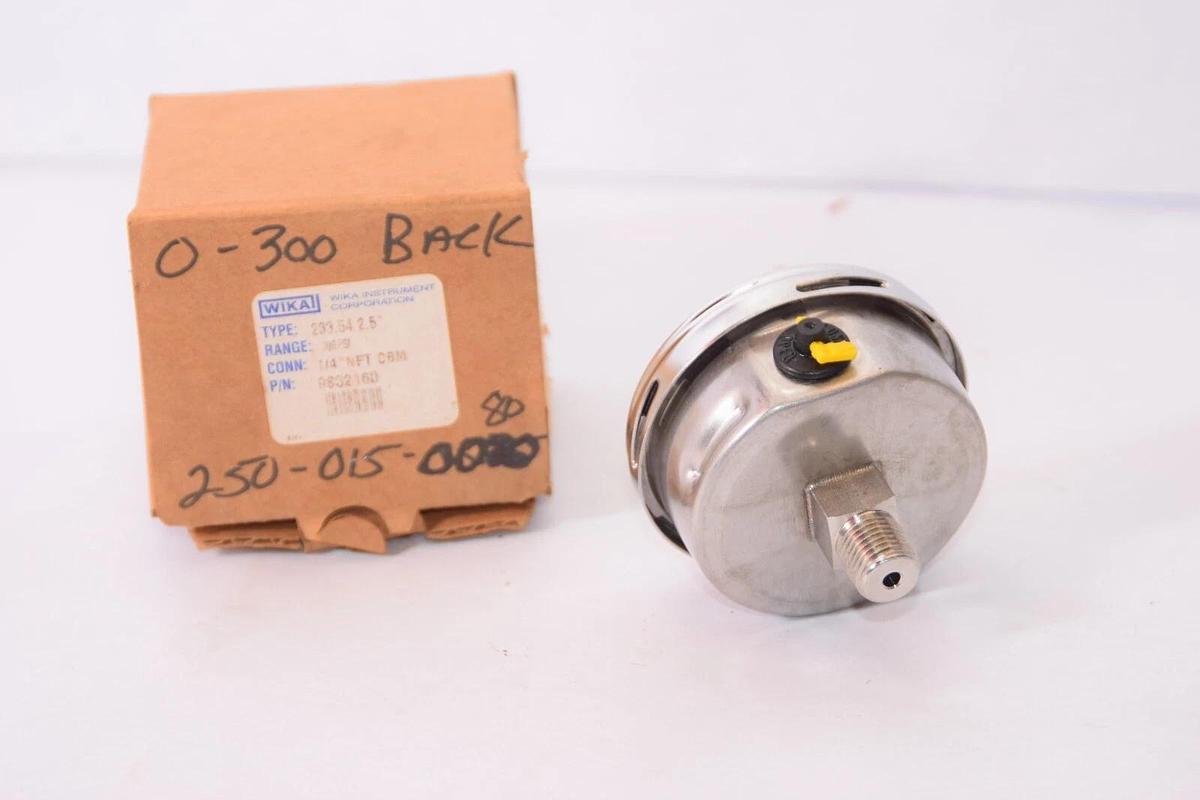 (NEW) WIKA 9832160 233.54 2.5" 300psi 1/4" Npt 0-300psi Pressure Gauge