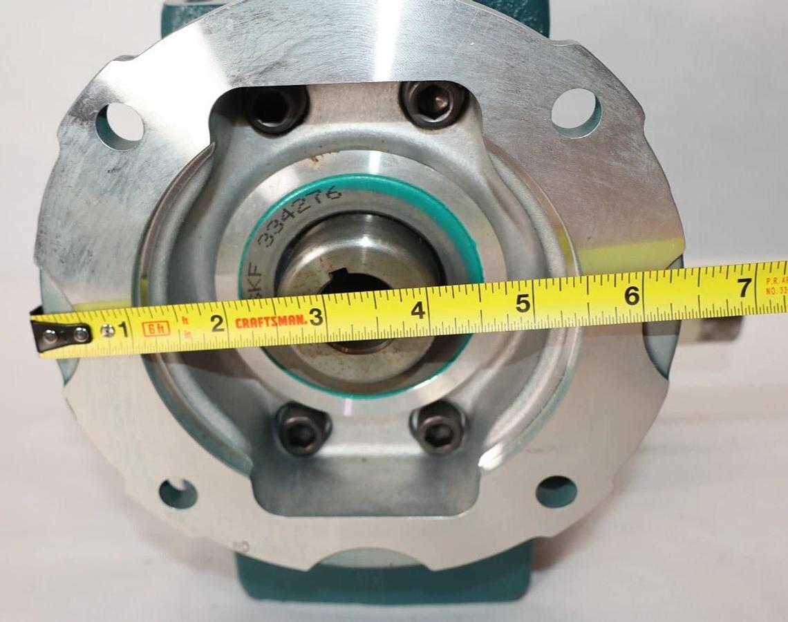 DODGE Baldor Tigear 2 Gear Box Speed Reducer 26Q30R14 30:1 2hp (NOS)