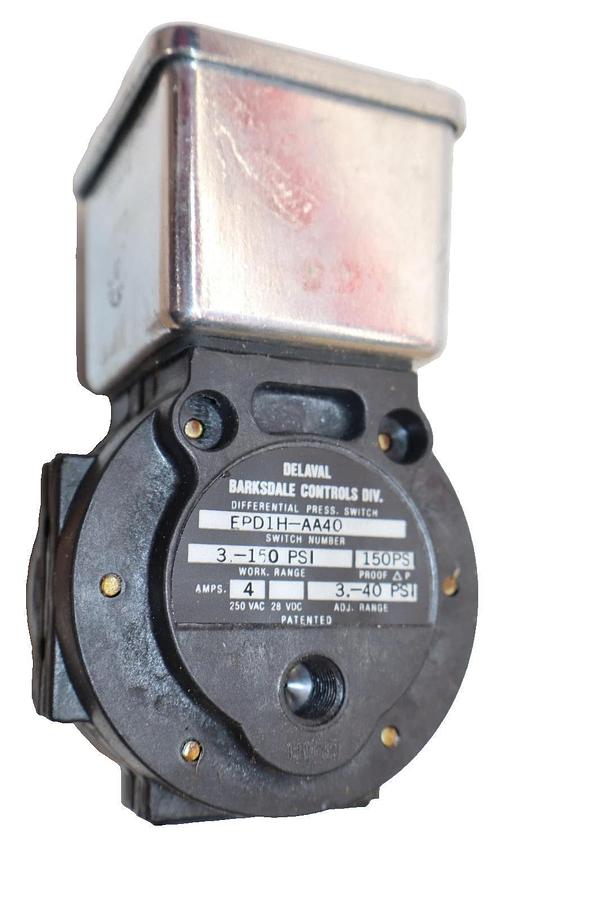 Barksdale Controls Differential Pressure Switch EPD1H-AA40 , 3-150psi, 4A (New)