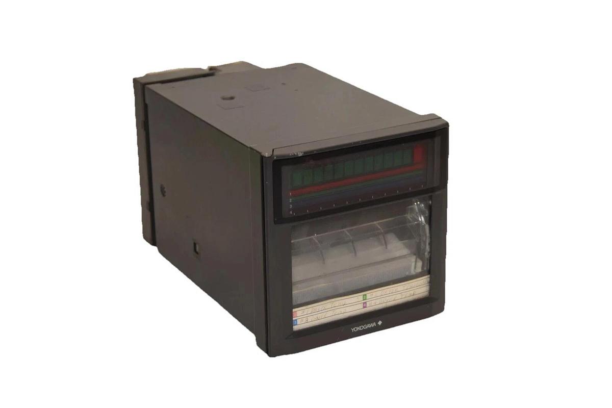 Used JOHNSON YOKOGAWA 436004 100-240Vac 50/60Hz Data Chart Recorder
