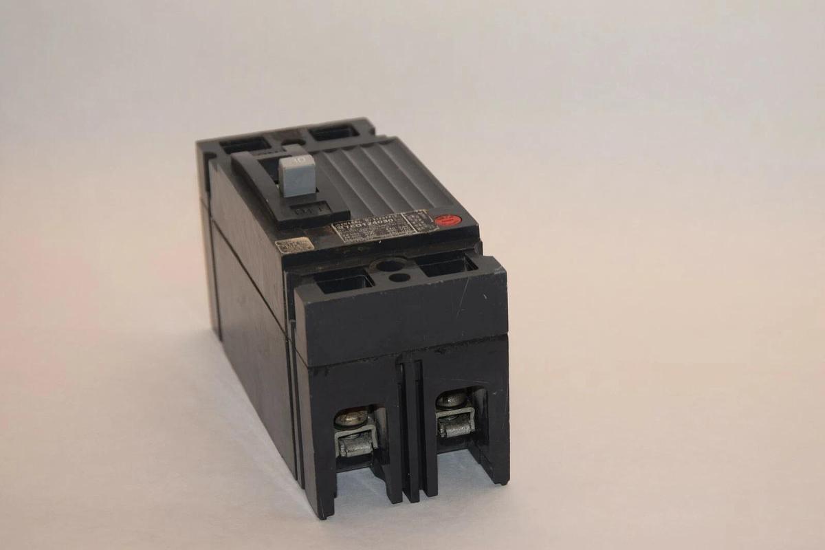 Used GENERAL ELECTRIC GE 30A Breaker TED124030 30 Amp 2P 480V