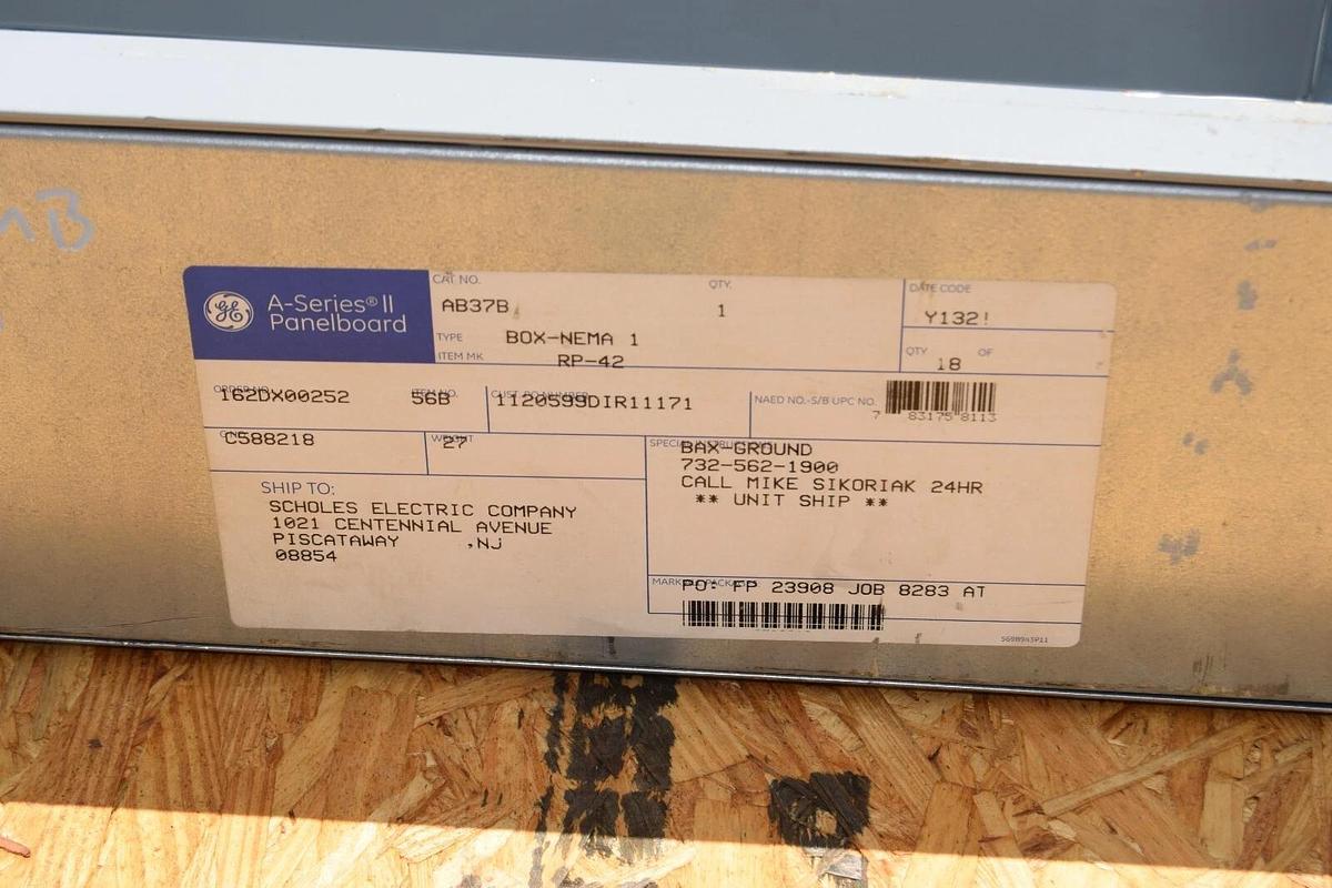 Used General Electric GE A-Series II Panelboard Panel AQF3424JBX 400A 208y/120 3ph 4w