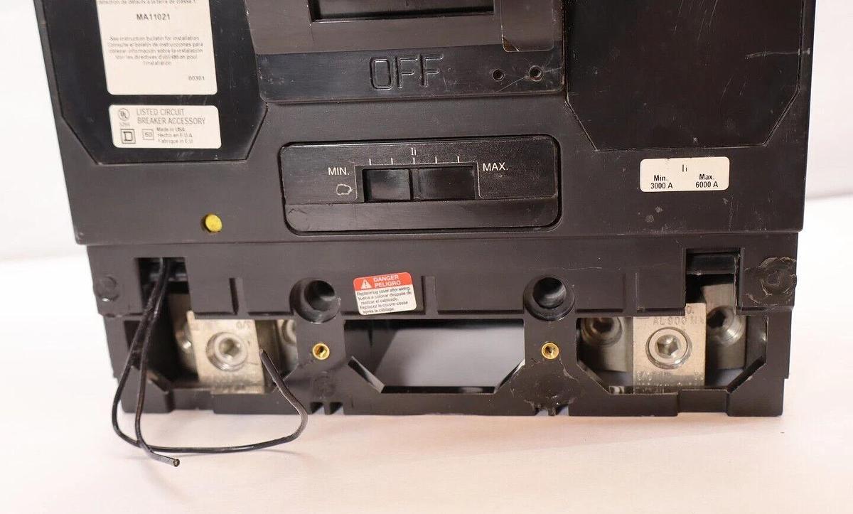 Used Square D Circuit Breaker 600 Amp 600A MAL26600 600v MAL S2 Shunt Trip: MA11021