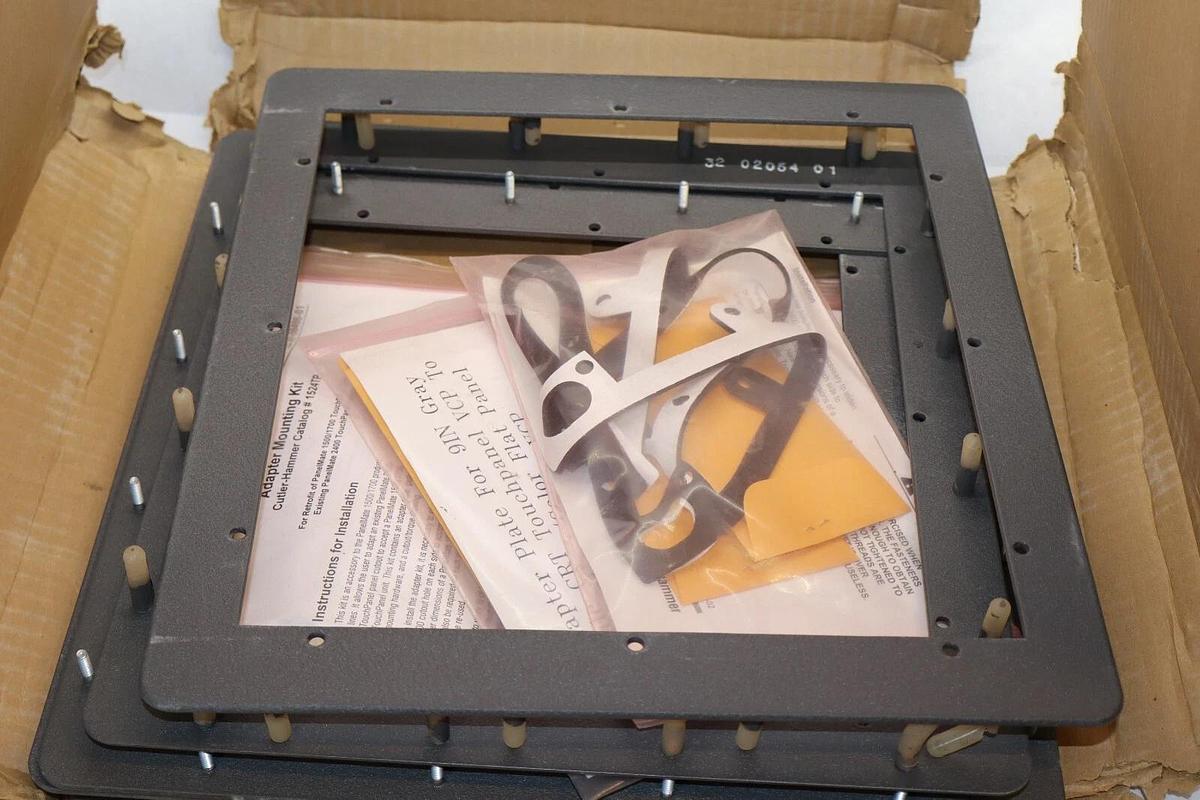 Used (4) Cutler Hammer Collar 24xx to 1500/1700 Touch Panel 1524TP 1524TP-00 *NEW