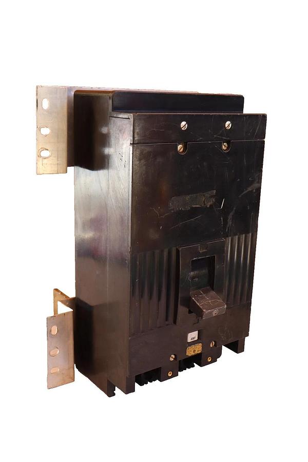Used GE 375 Amp Circuit Breaker TKM436F000 600V 3-Pole General Electric 1009161 A USA